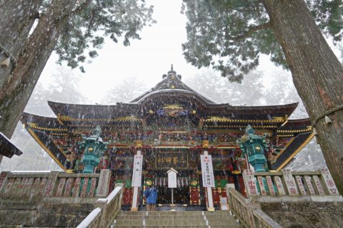 雪の三峰神社